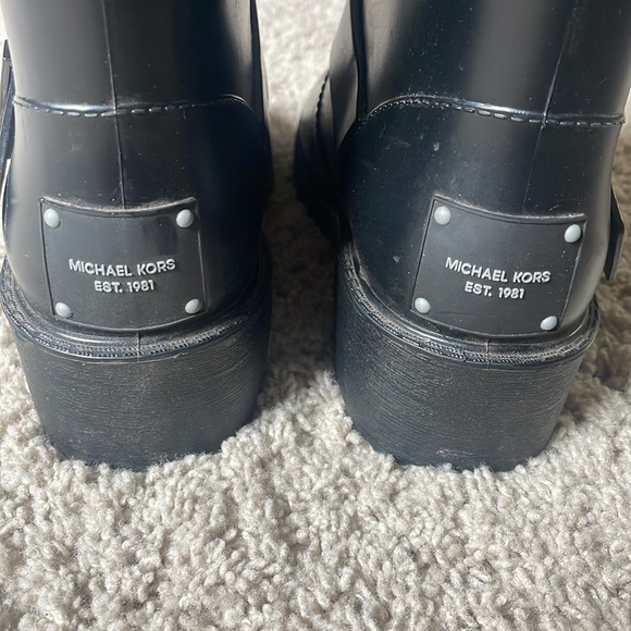 Michael Kors Boots - Picture 7 of 7
